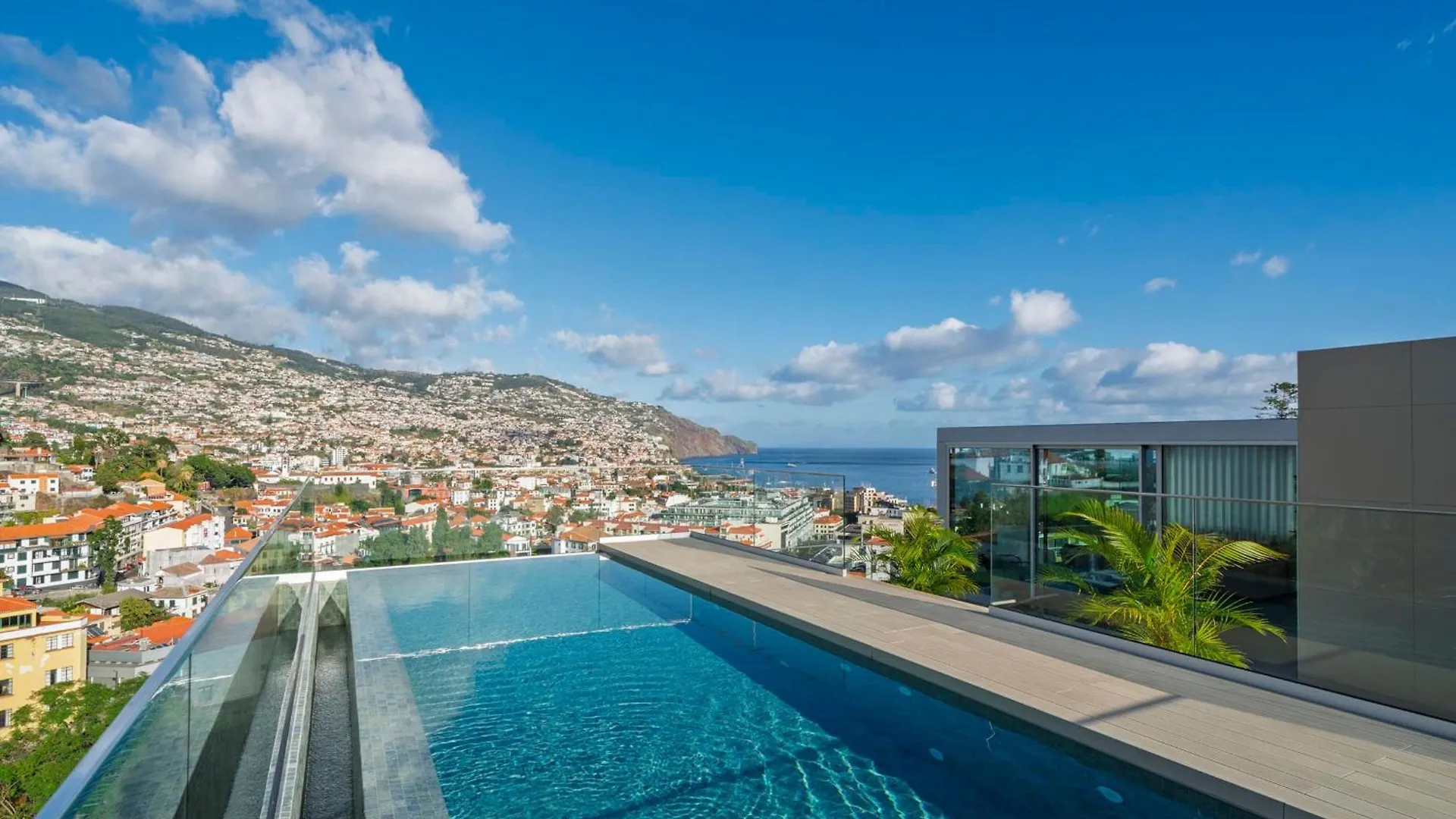 Maravilhas II By An Island Apart Funchal  0*, Funchal (Madeira)